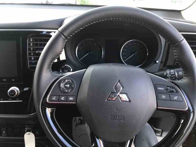 Mitsubishi Outlander GF8 2015->on Steering Wheel