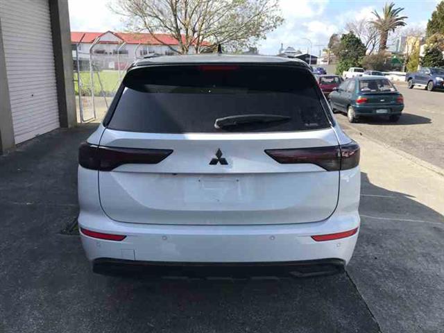 Mitsubishi Outlander GN 2022-on Tailgate Shell