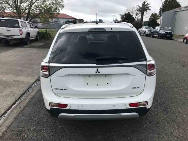 Mitsubishi Outlander GF8 2015->on Tailgate Handle Outer