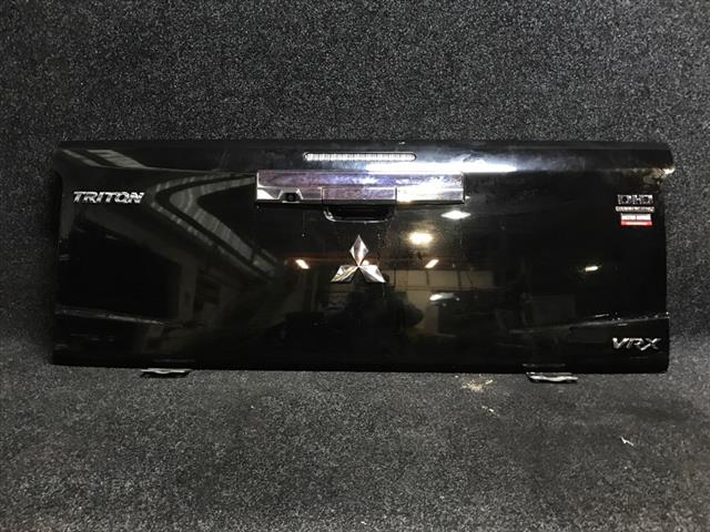 Mitsubishi L200/Triton KL 2019-on Tailgate Shell
