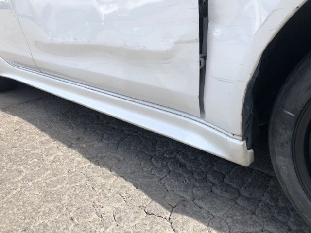 Mitsubishi Galant CY4A 2007 R Side Skirt