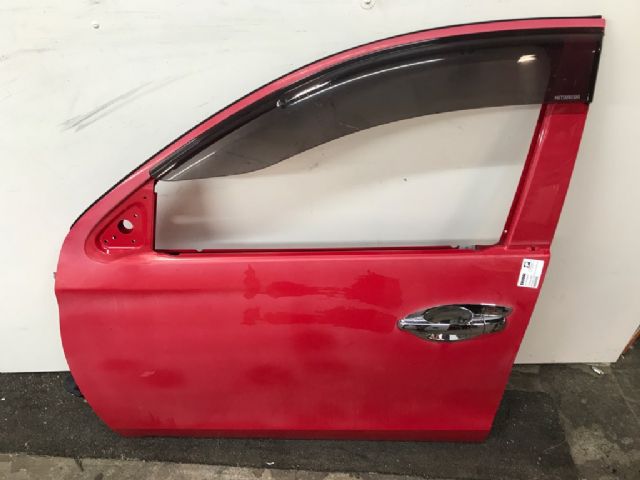 Mitsubishi L200/Triton KL1T 2015-on LF Door Shell
