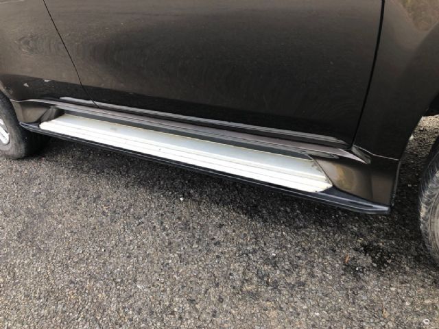 Mitsubishi Pajero Sport KS1 R Running Board