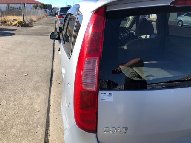 Mitsubishi Colt Z25A L Tail Light