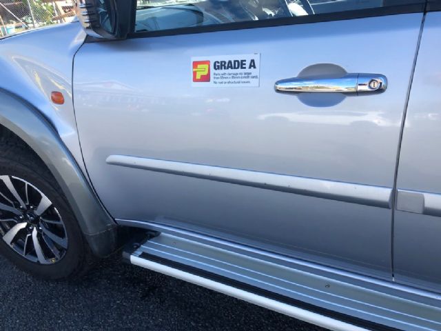 Mitsubishi L200/Triton KB8T 2006-on LF Door Shell (Moulding Type)