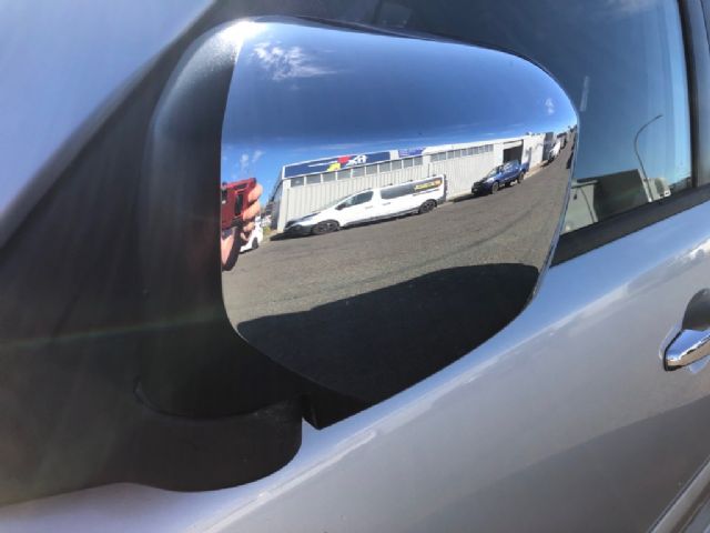 Mitsubishi L200/Triton KB8T 2006-on LF Door Elec Mirror (3 Wire)