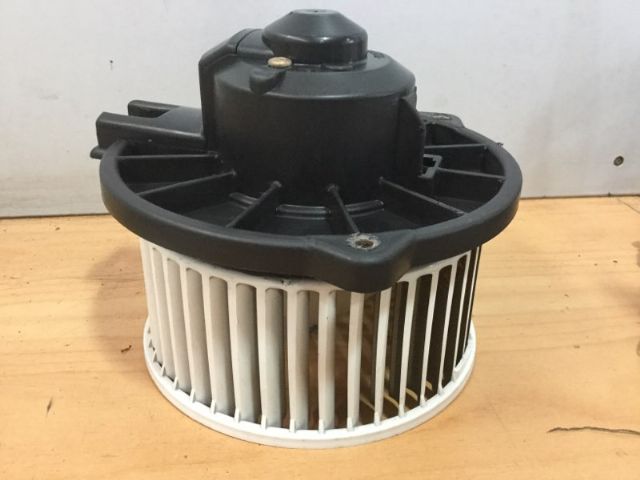 Mitsubishi V3000 KS Heater Fan Motor