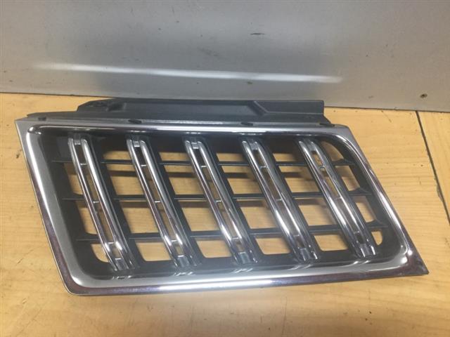 Mitsubishi Challenger KH 2010 - LH Grille