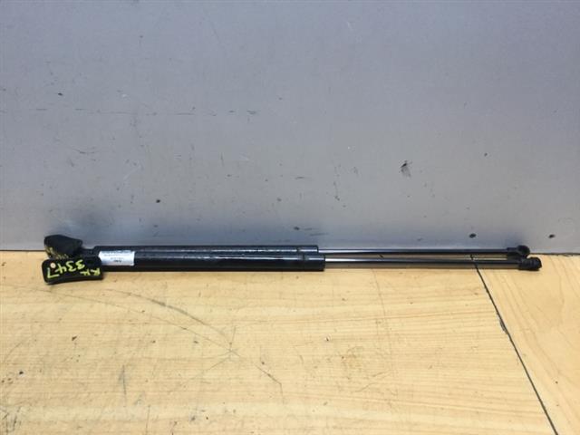 Mitsubishi Outlander GF8 2015->on Tailgate Struts (Set)