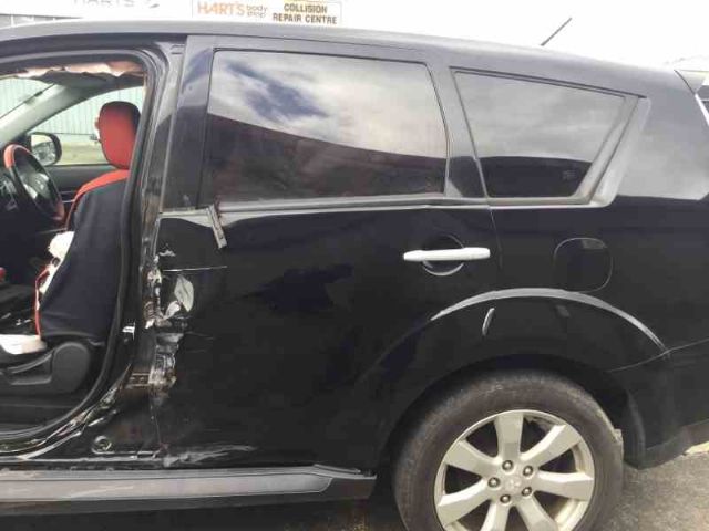 Mitsubishi Outlander CW5W 2006-2012 LR Door Glass