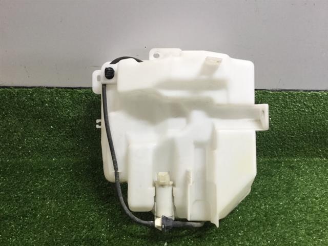 Mitsubishi Outlander GF8 2015->on Front Washer Bottle