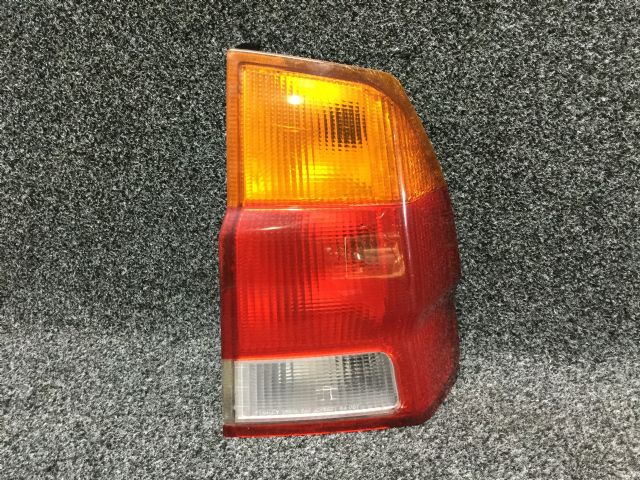 Mitsubishi Challenger K99W R Tail Light