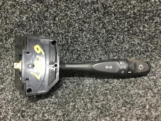Mitsubishi L200/Triton K67T Headlight Switch