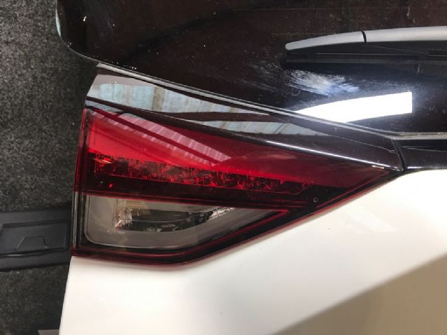 Mitsubishi Eclipse Cross GL3W L Tailgate Light