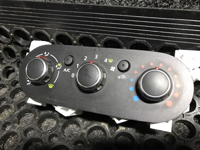 Mitsubishi Express VH16S Heater Controls