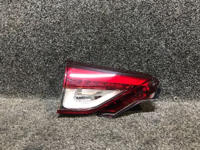 Mitsubishi Eclipse Cross GK1W L Tailgate Light
